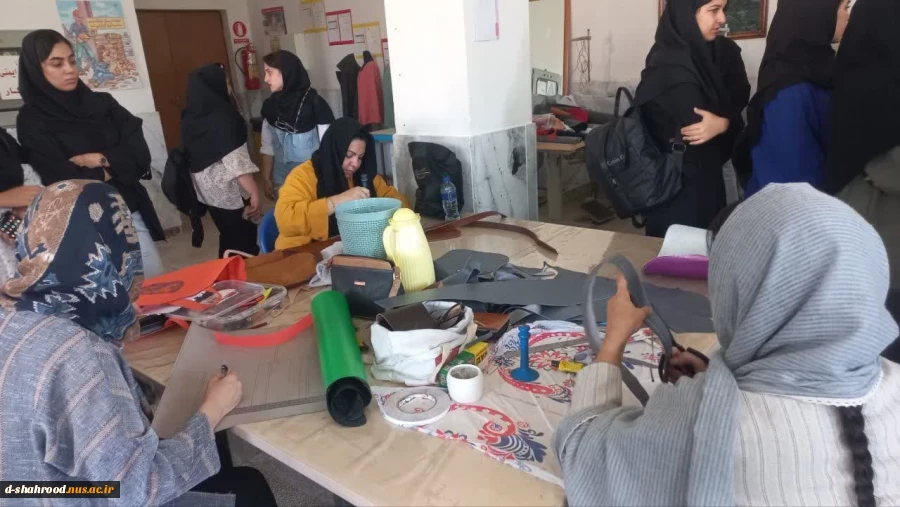 بازدید علمی دانشجویان دانشکده ملی مهارت دختران شاهرود 12