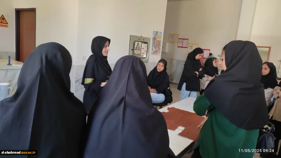 بازدید علمی دانشجویان دانشکده ملی مهارت دختران شاهرود 14